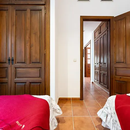 Casa En Entorno De Tranquilidad *